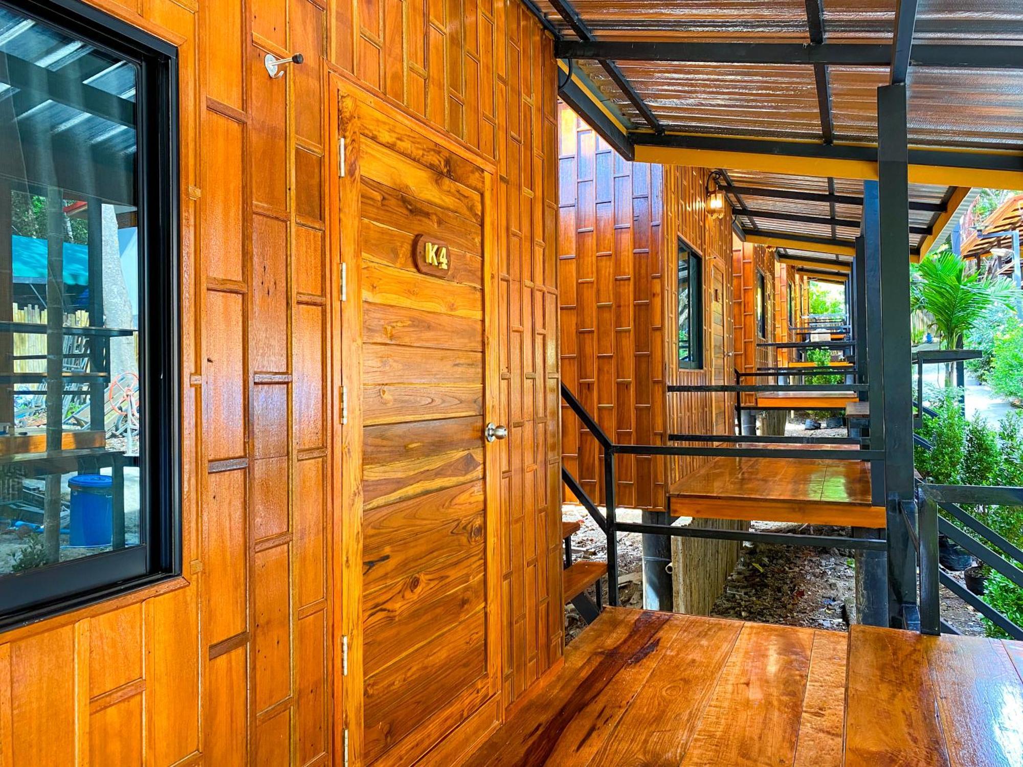 Resor Rapala Rock Wood Resort- Sha Pantai Railay