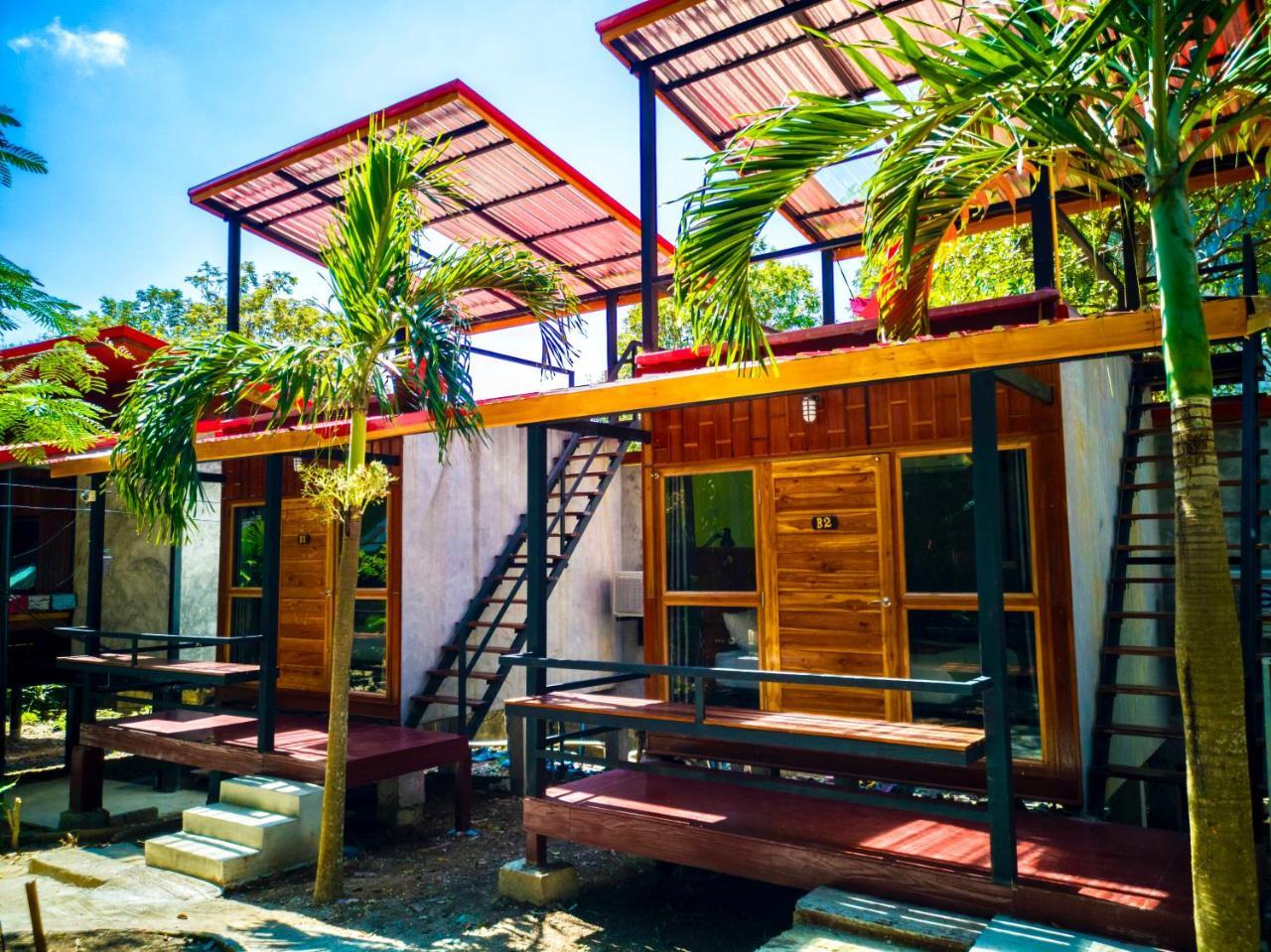 Tempat peranginan Rapala Rock Wood Resort- Sha