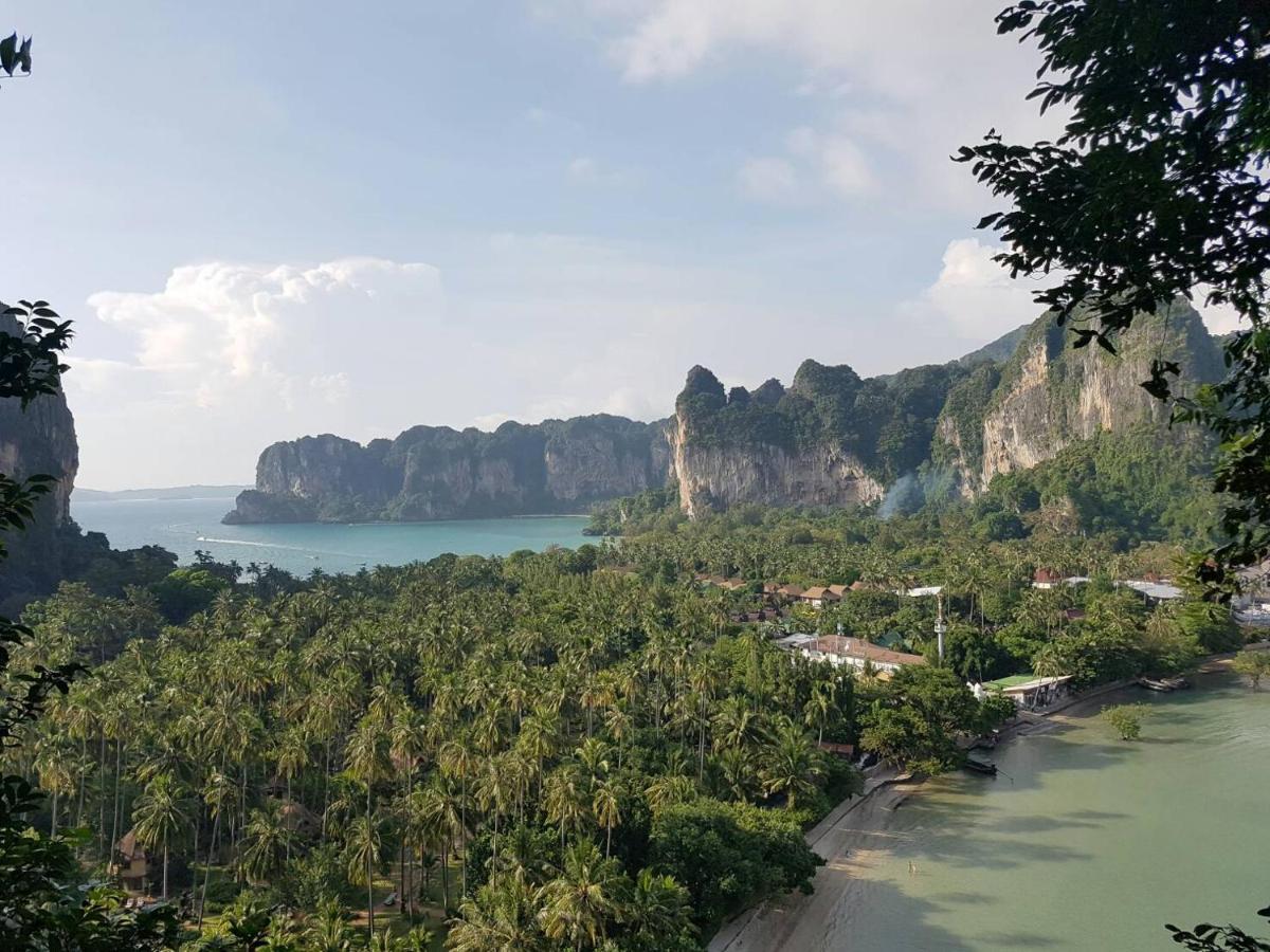 Rapala Rock Wood Resort- Sha Tempat peranginan